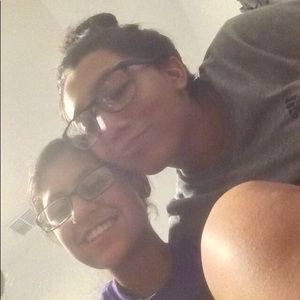 Meet your Posher, Daniela